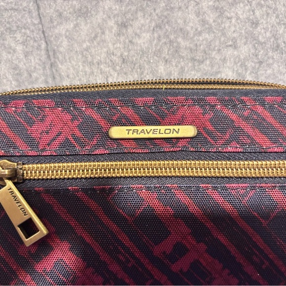 ✈️Travelon Zip Around RFID Blocking Anti-Theft Wristlet Wallet Clutch ✈️ - Picture 7 of 7